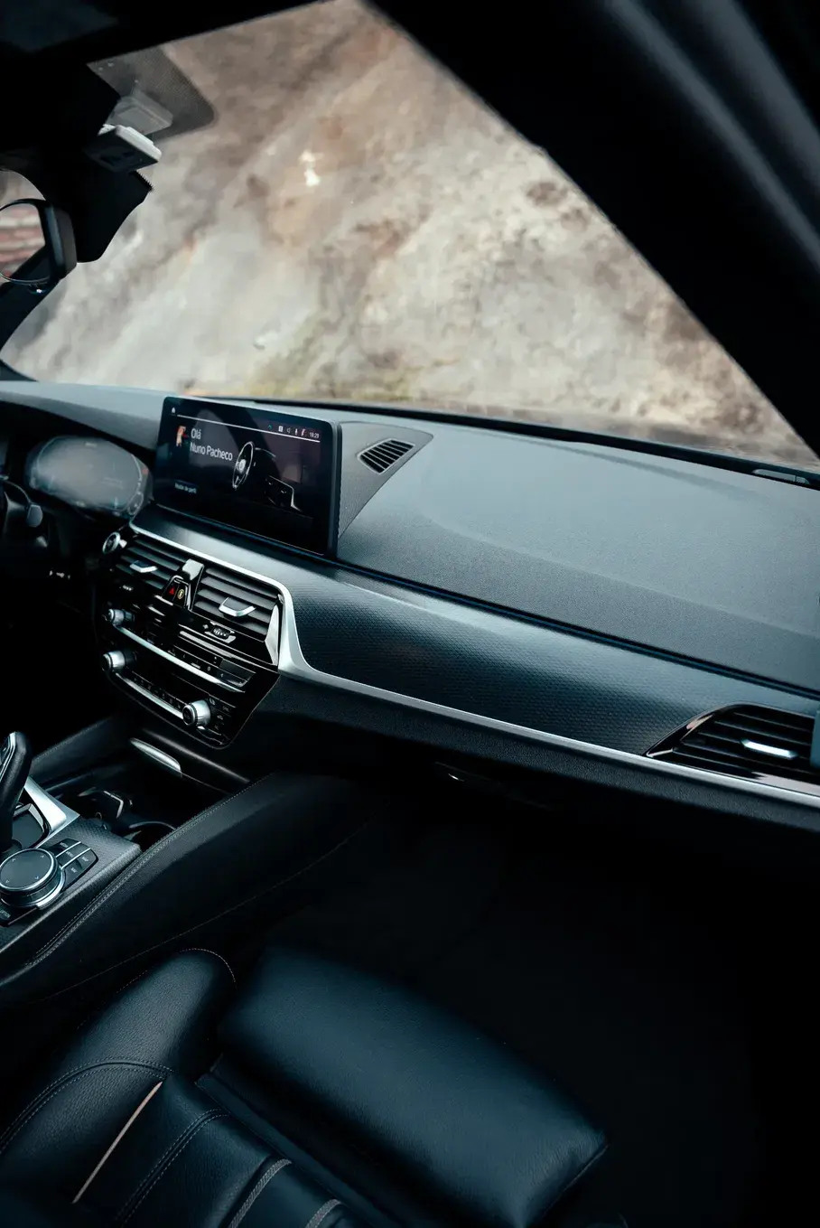BMW 530 e Pack Desportivo M 28