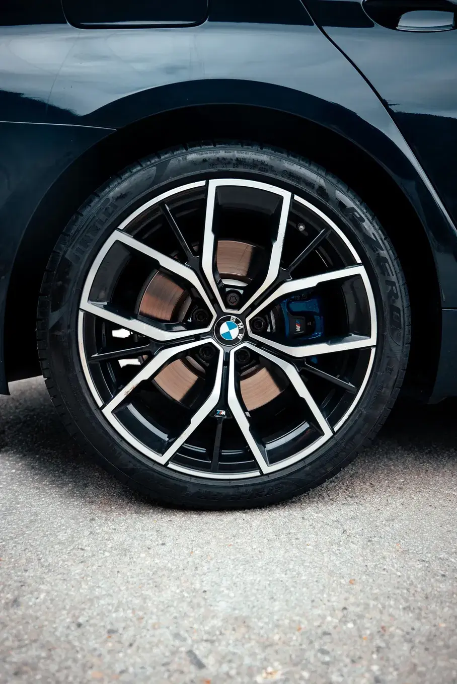 BMW 530 e Pack Desportivo M 26