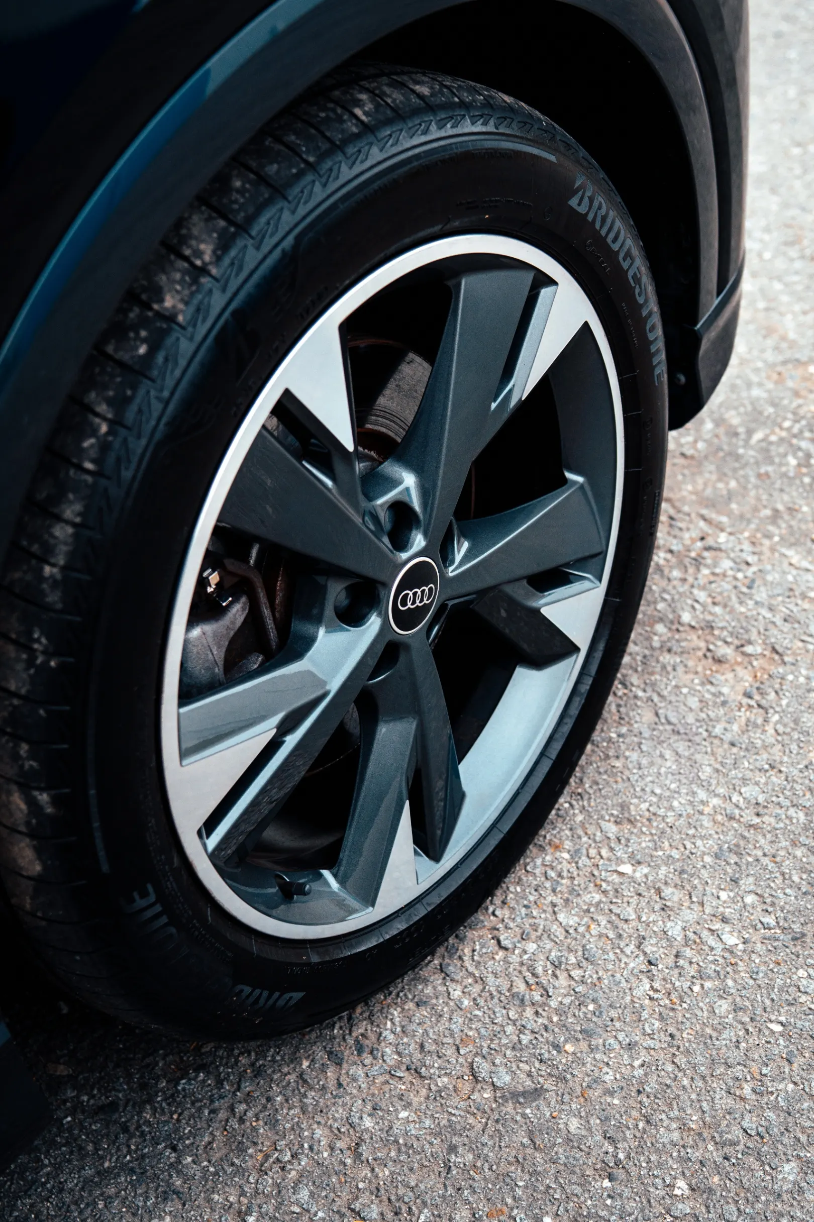 Audi Q4 e-tron 45 quattro 82 kWh 12