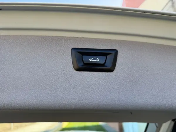 BMW 316 d Auto Line Sport 13