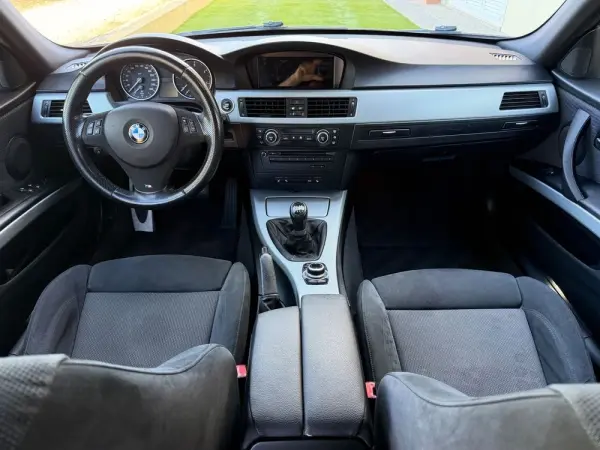 BMW 318 d Navigation Sport 5