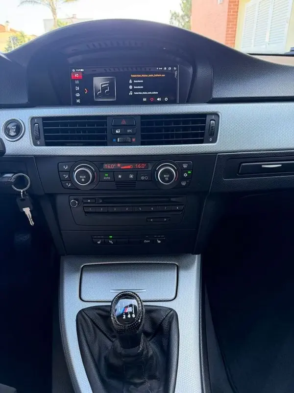 BMW 318 d Navigation Sport 16
