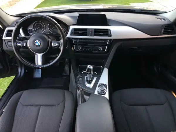 BMW 320 d Sport-Aut. Efficient Dynamics Edition Sport Line 8