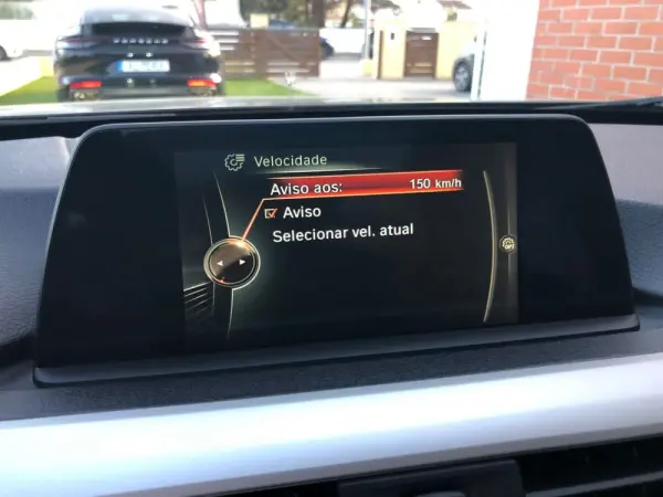 BMW 320 d Sport-Aut. Efficient Dynamics Edition Sport Line 44