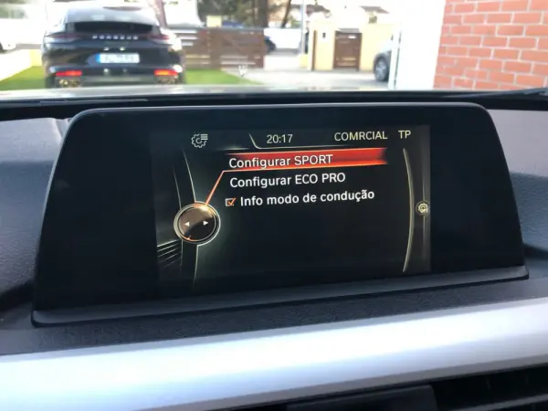 BMW 320 d Sport-Aut. Efficient Dynamics Edition Sport Line 47