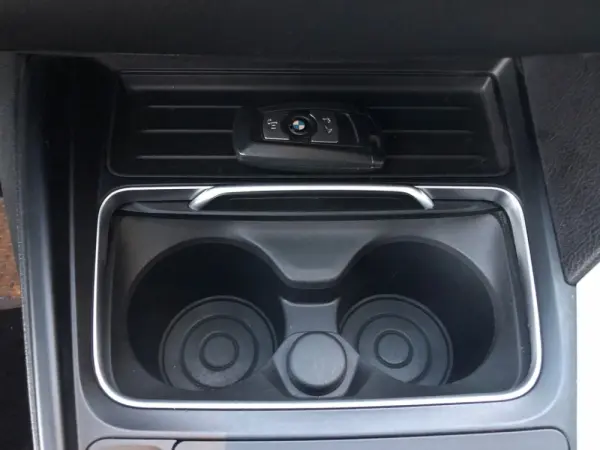 BMW 320 d Sport-Aut. Efficient Dynamics Edition Sport Line 51