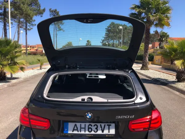 BMW 320 d Sport-Aut. Efficient Dynamics Edition Sport Line 57