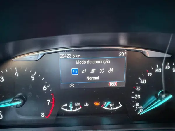 Ford Puma 1.0 EcoBoost Hybrid TITANIUM 22
