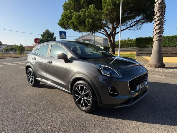 Ford Puma 1.0 EcoBoost Hybrid TITANIUM 48
