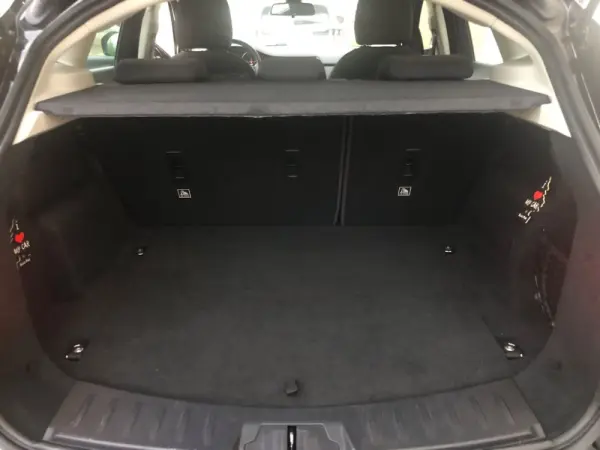 Jaguar E-Pace 2.0 i4D S 29