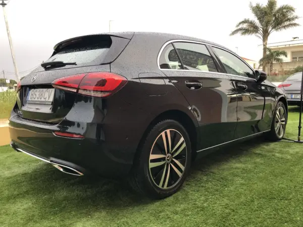 Mercedes-Benz A 250 e Progressive 3