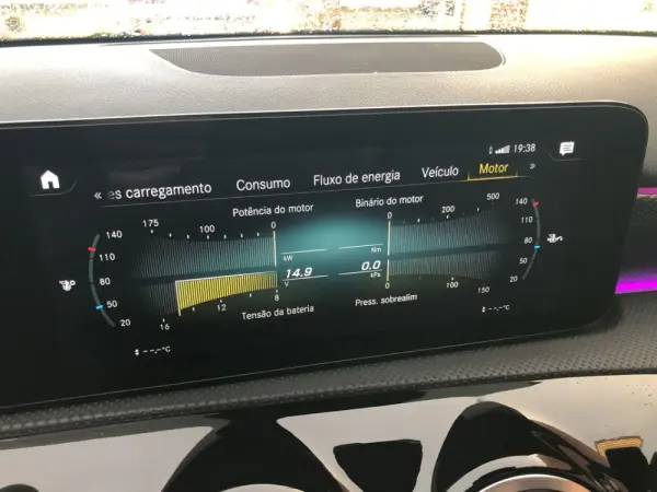 Mercedes-Benz A 250 e Progressive 16