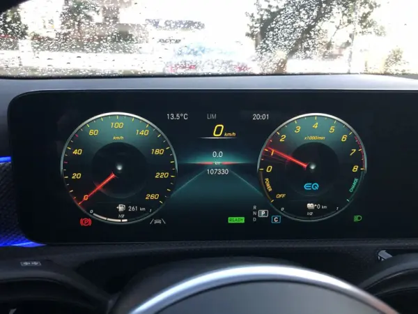 Mercedes-Benz A 250 e Progressive 24