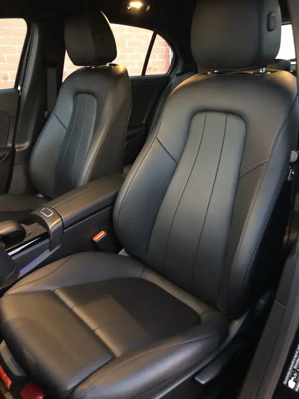 Mercedes-Benz A 250 e Progressive 23