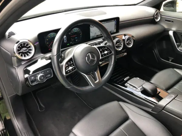 Mercedes-Benz A 250 e Progressive 45