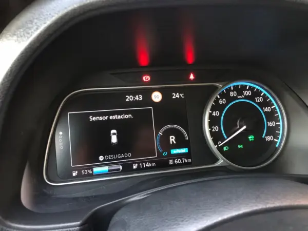 Nissan Leaf Tekna Two Tone 29