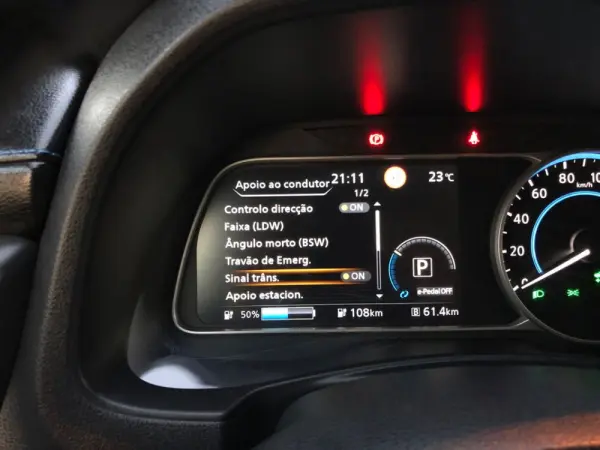 Nissan Leaf Tekna Two Tone 44