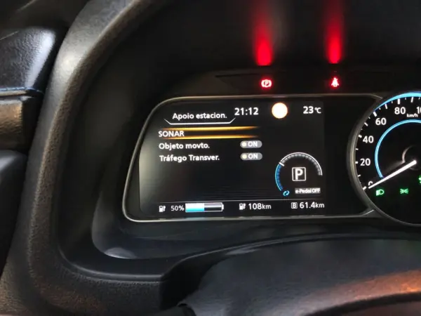 Nissan Leaf Tekna Two Tone 45
