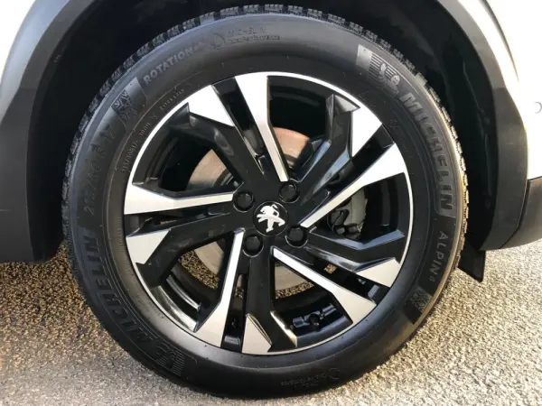 Peugeot e-2008 GT+ 28