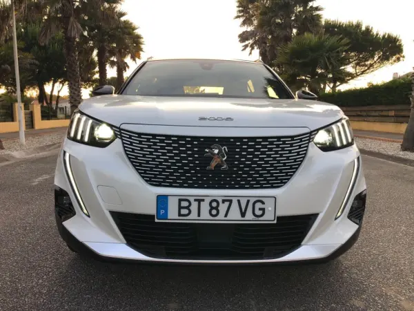 Peugeot e-2008 GT+ 56