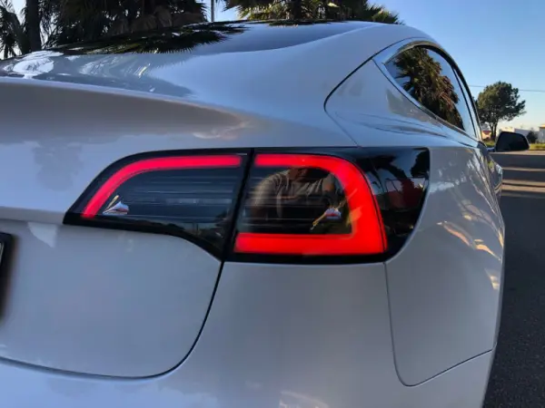 Tesla Model 3 Standard Range Plus RWD 25