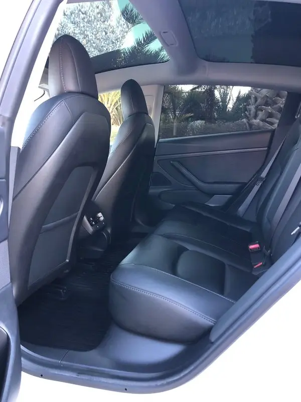 Tesla Model 3 Standard Range Plus RWD 35