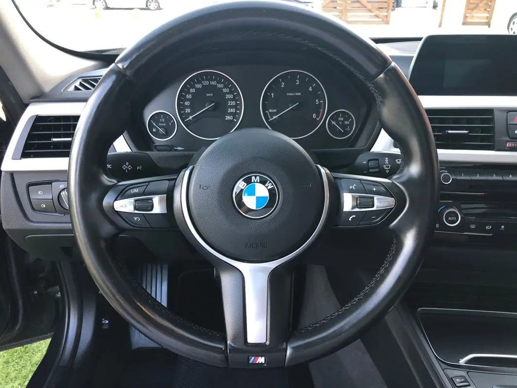 BMW 320 d Sport-Aut. Efficient Dynamics Edition Sport Line 7