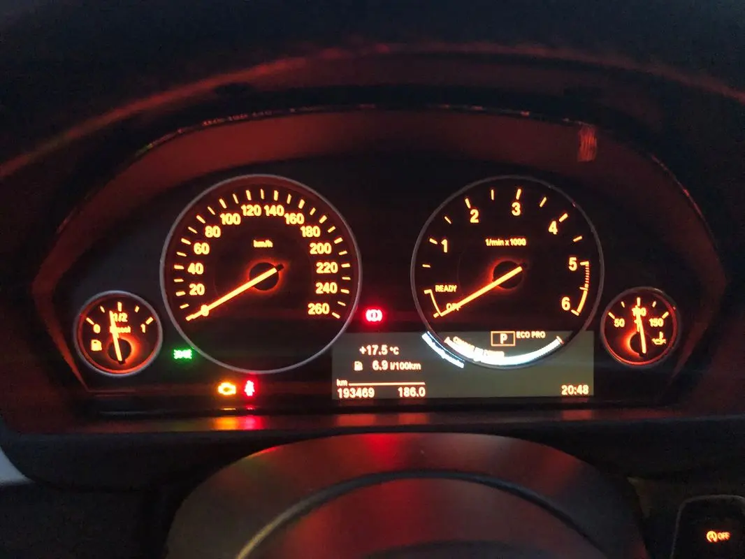 BMW 320 d Sport-Aut. Efficient Dynamics Edition Sport Line 22