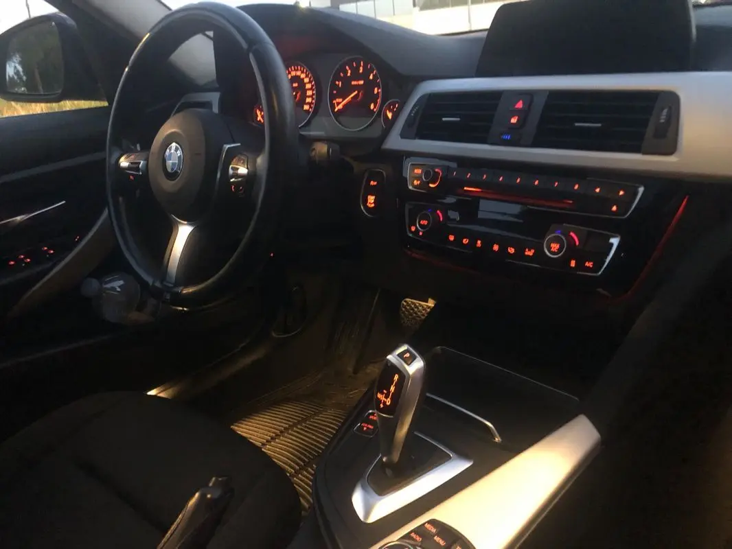 BMW 320 d Sport-Aut. Efficient Dynamics Edition Sport Line 27