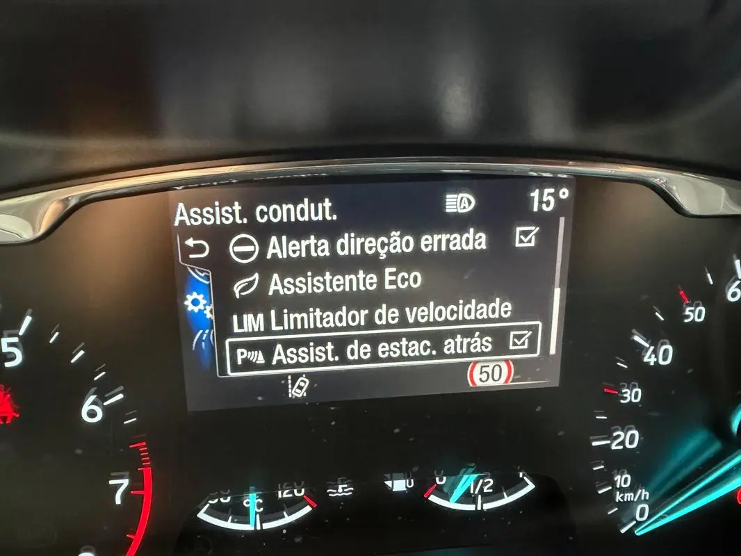Ford Puma 1.0 EcoBoost Hybrid TITANIUM 60