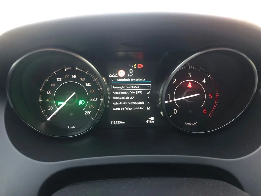 Jaguar E-Pace 2.0 i4D S 8