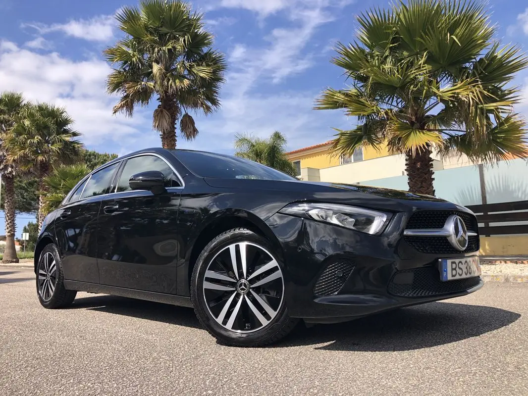 Mercedes-Benz A 250 e Progressive 1