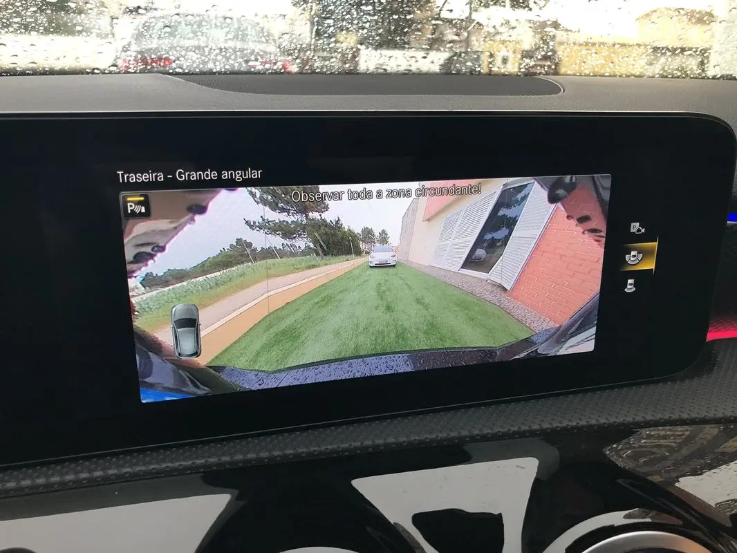 Mercedes-Benz A 250 e Progressive 31