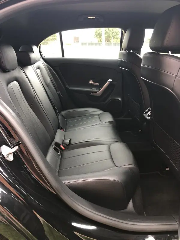 Mercedes-Benz A 250 e Progressive 41