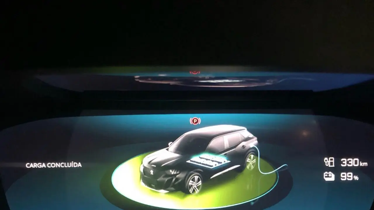 Peugeot e-2008 GT+ 55