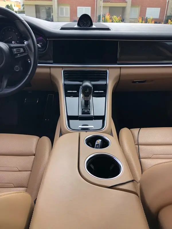 Porsche Panamera 4S E-Hybrid Executive 29