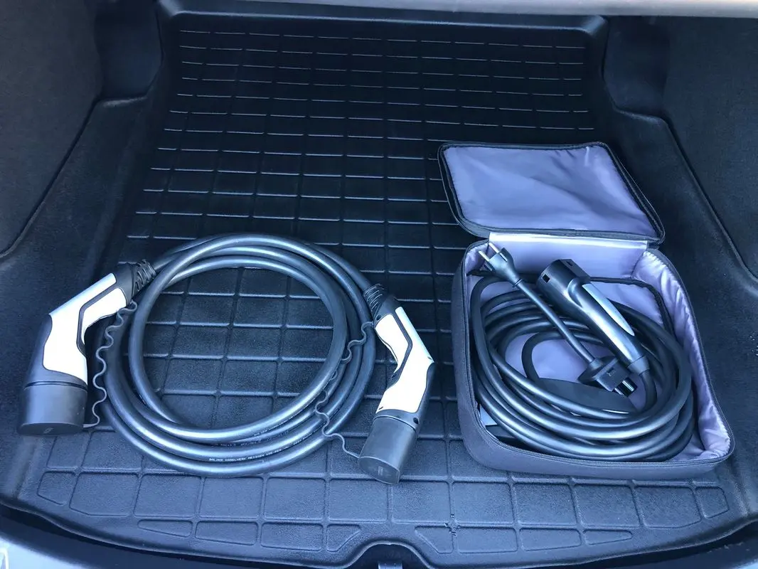 Tesla Model 3 Standard Range Plus RWD 12