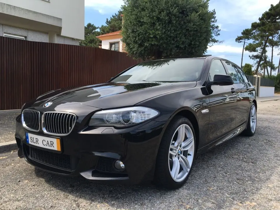 BMW 520 Pack M • GPS Profissional • Leds • Suspensão Pneumática • Estofos Desportivos e Pele • Full Extras • 1