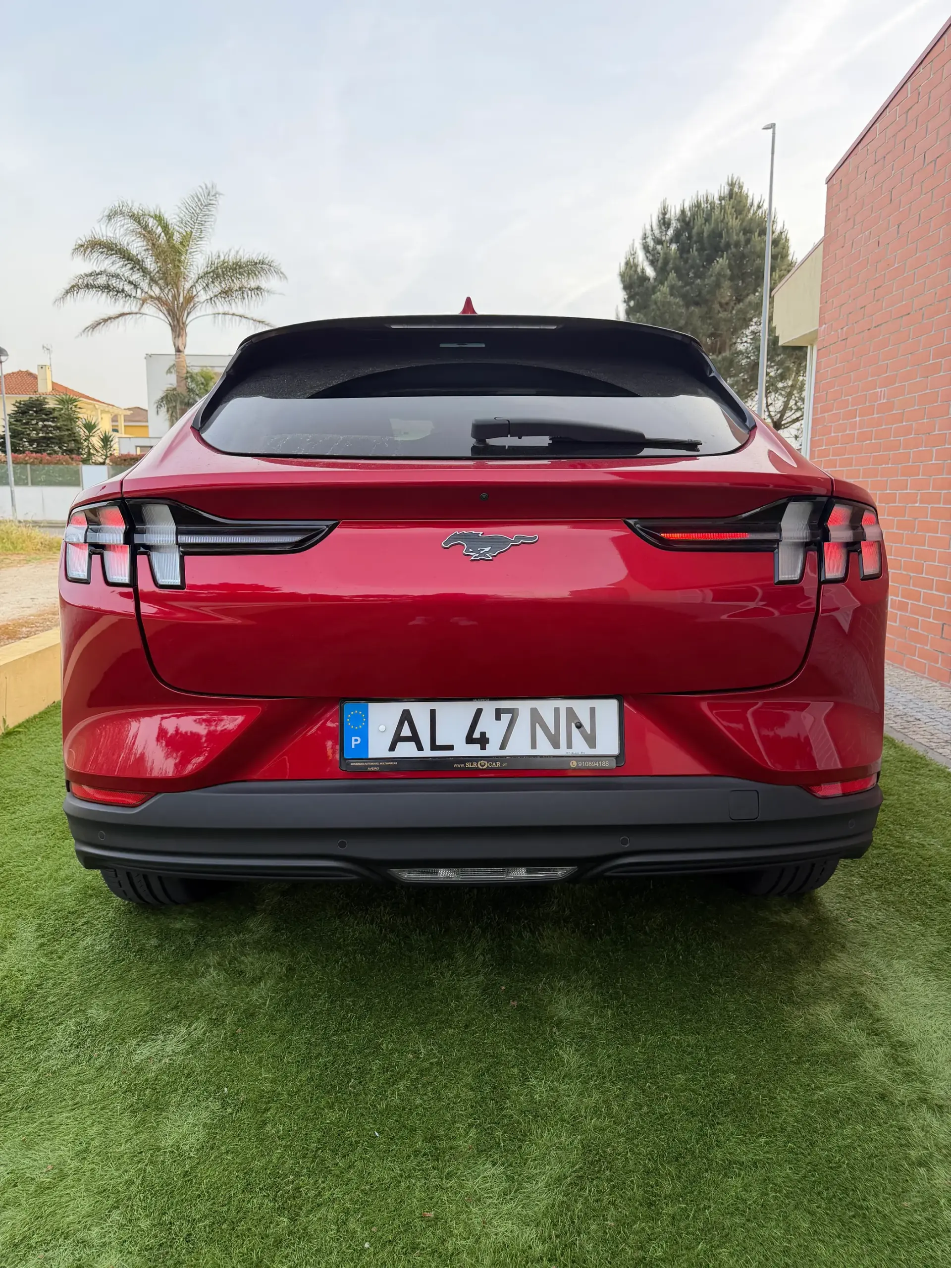 Ford Mustang Mach-E Standard • 75,7 kWh • 294 CV 2