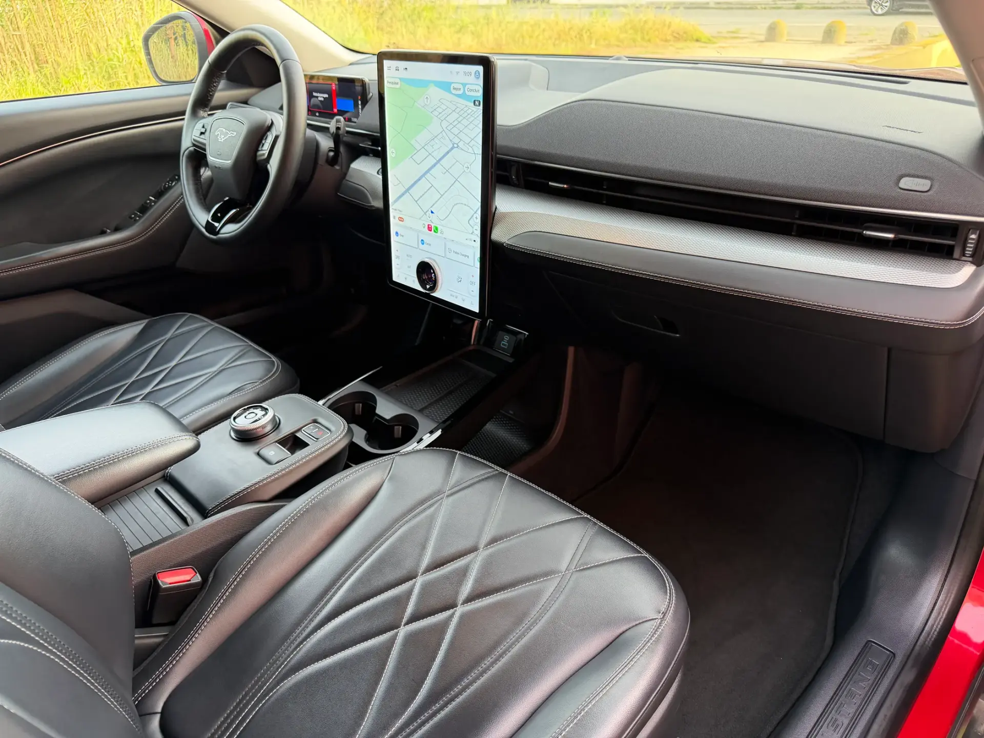 Ford Mustang Mach-E Standard • 75,7 kWh • 294 CV 40