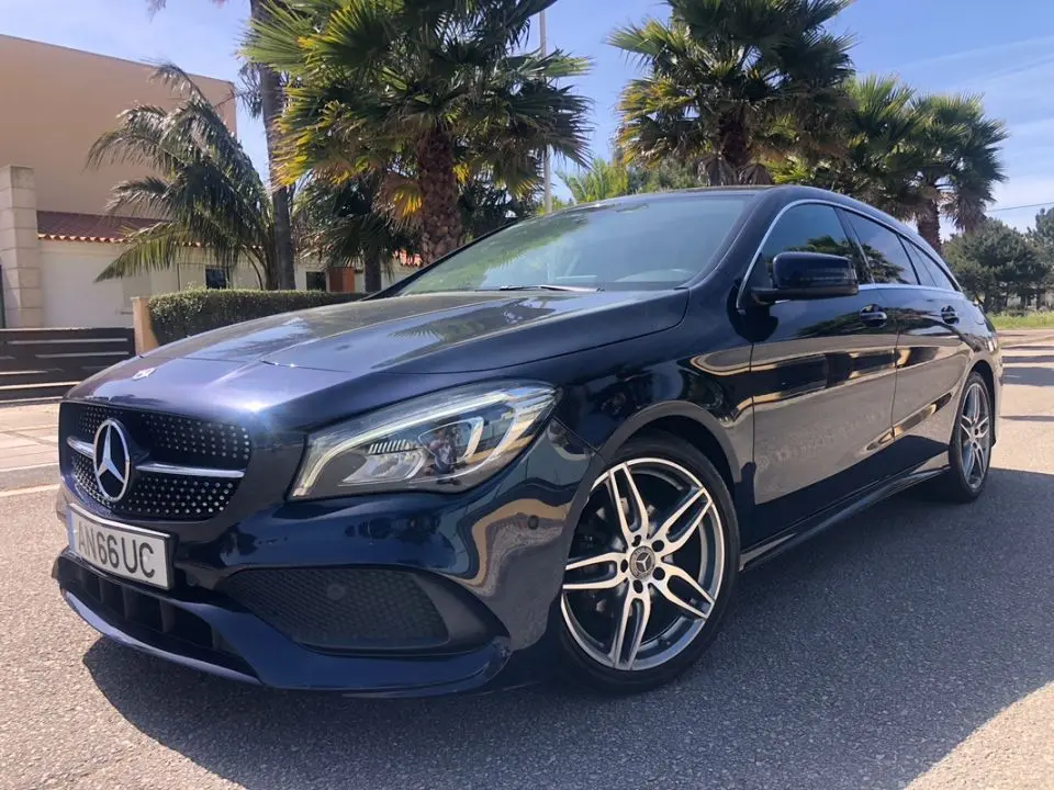 Mercedes-Benz CLA 180 d AMG Line 1