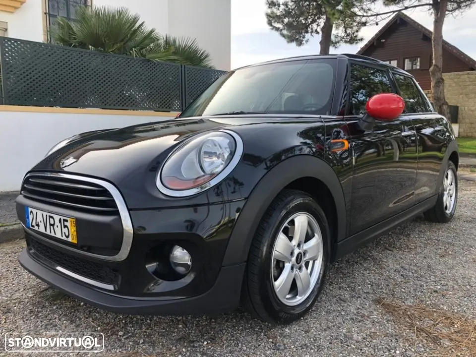 MINI 5 Portas One 1.5 D • GPS • Revisões todas Marca • Sensores Estacionamento 1