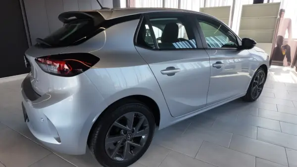 Opel Corsa 1.2 T Edition 20