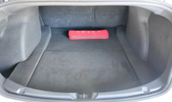 Tesla Model 3 Standard Range Plus RWD 12