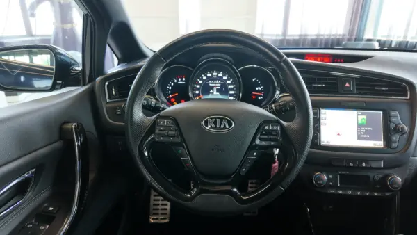 Kia Ceed 1.6 CRDi GT Line 42