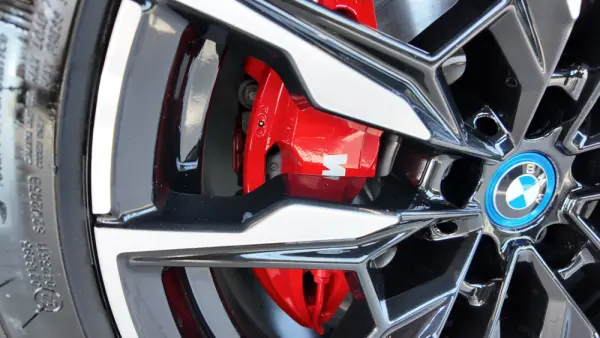 BMW i4 M50 Pack Desportivo M Pro 31