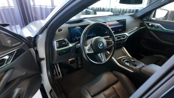 BMW i4 M50 Pack Desportivo M Pro 32