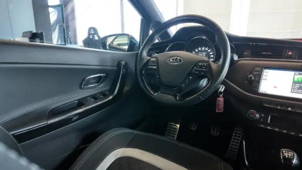 Kia Ceed 1.6 CRDi GT Line 38