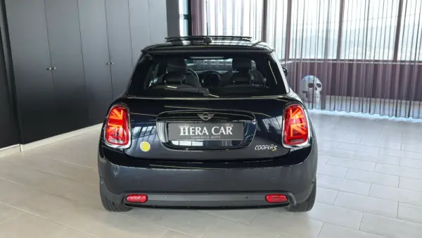 MINI 3 Portas Cooper SE Camden Edition 5