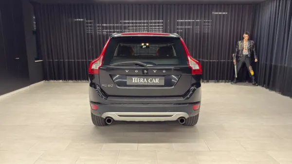 Volvo XC 60 2.0 D3 Drive R-Design 5